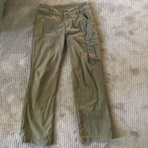 REI olive cargo pants size 2 Petite